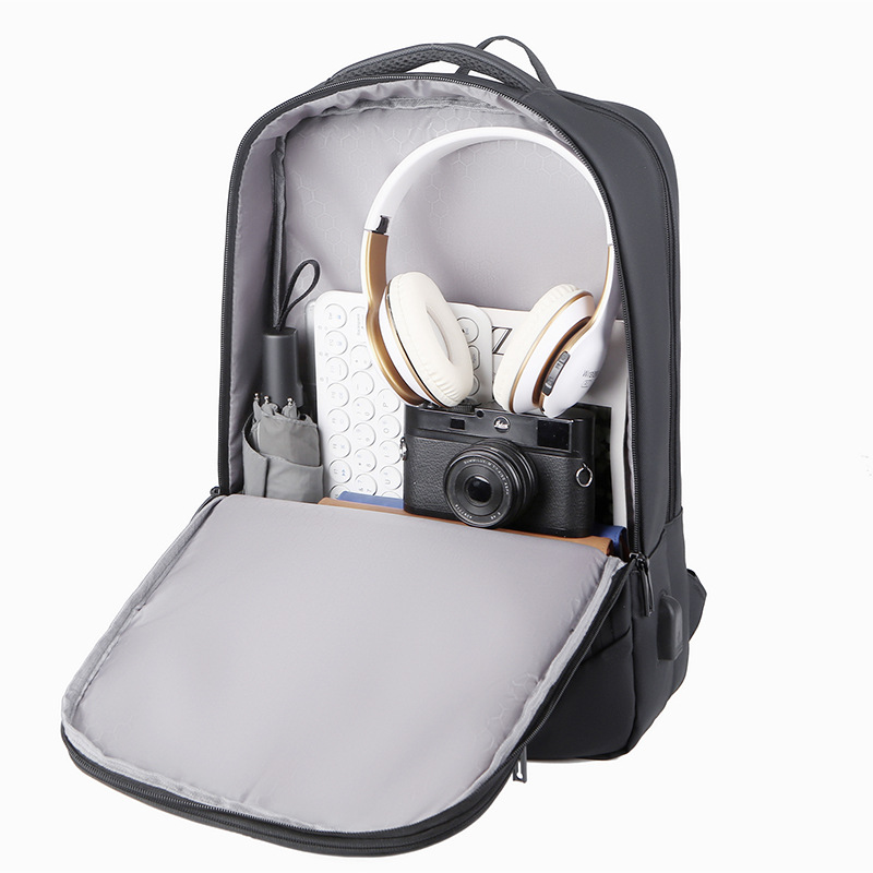 Mochila Impermeable Almacenamiento USB - Imagen 2