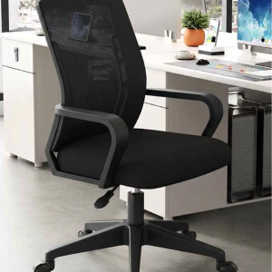 Silla de Oficina con Diseño Ergonómico y Ruedas Silenciosas Negro